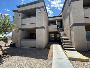 Building Photo - 6650 W Warm Springs Rd