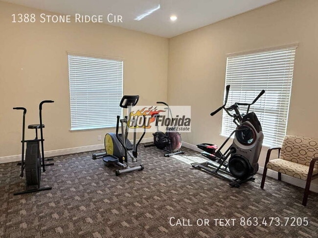 Building Photo - 1388 Stone Ridge Cir