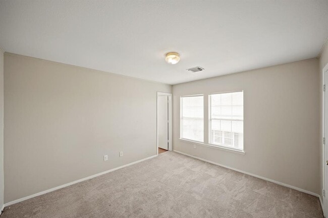 Building Photo - 1521 Nichole Woods Dr