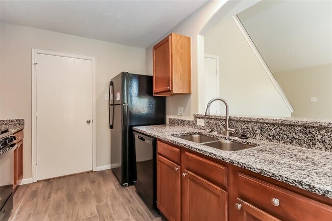 Building Photo - 15423 Bammel Fields Ct