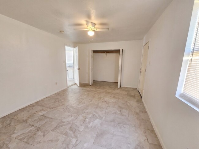Building Photo - 3440 Texas Ave