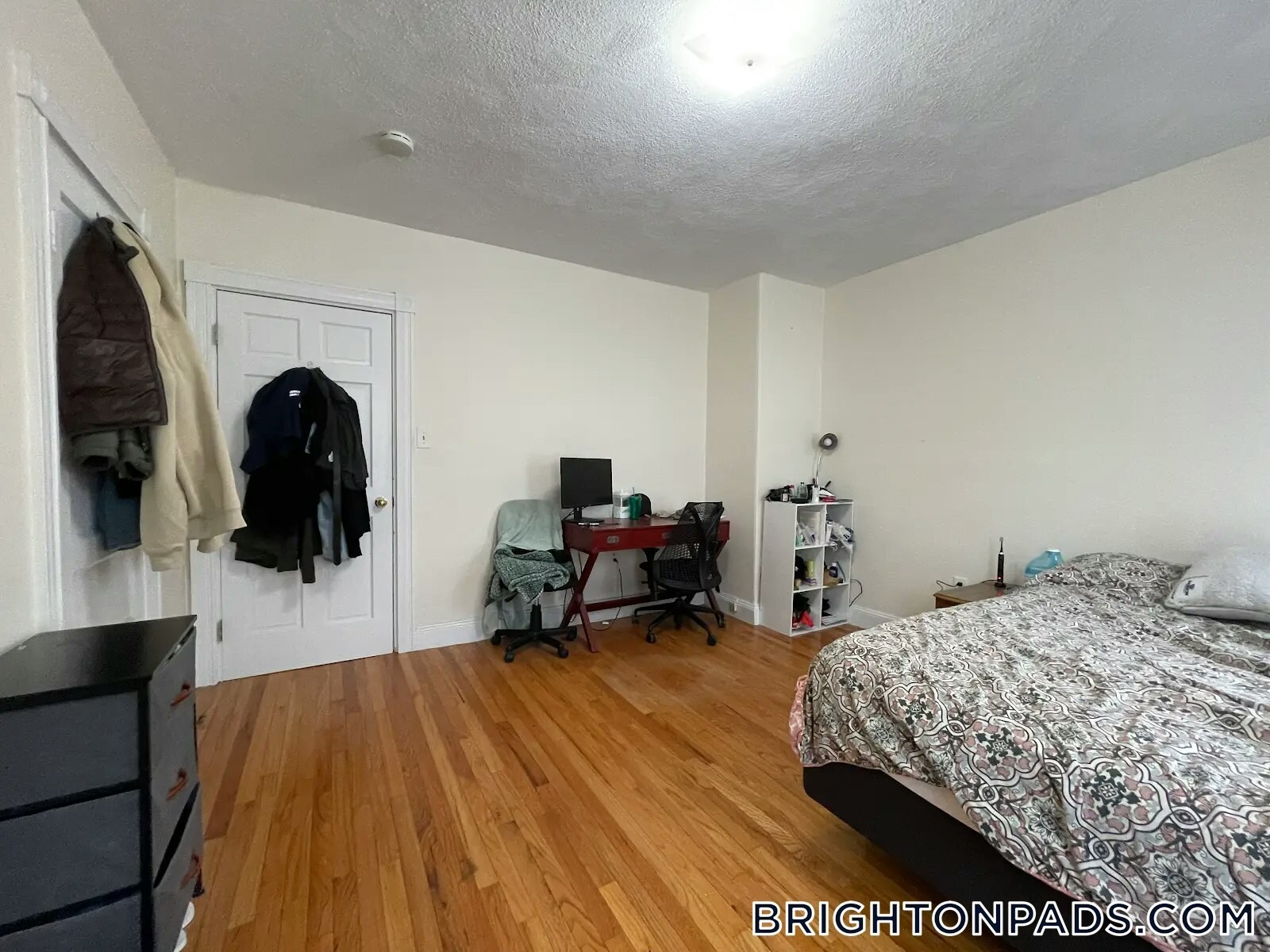 Building Photo - 65 Fairbanks St