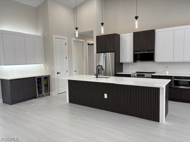 Building Photo - 106 NE 8th Pl