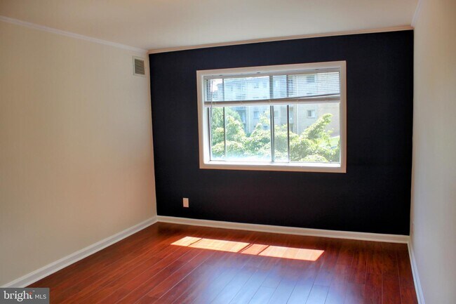 Building Photo - 12652 Dara Dr