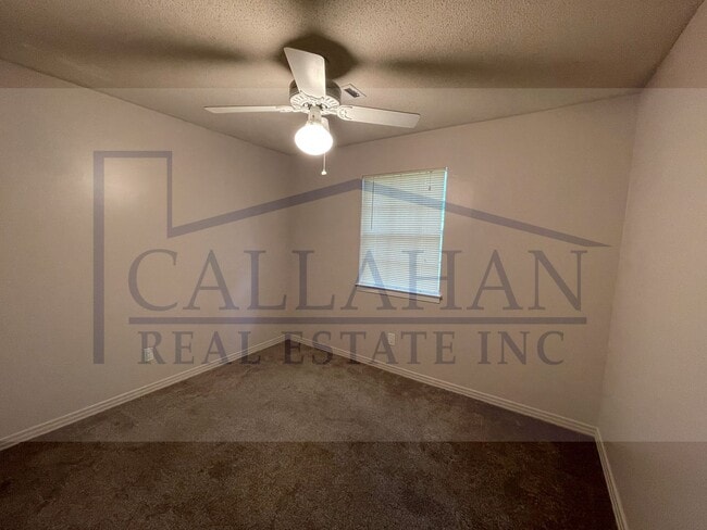 Building Photo - Sherwood 3 bedroom Home