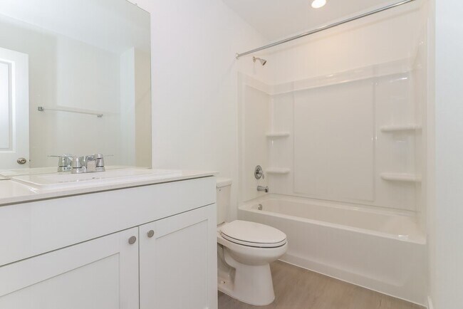 Building Photo - 460 San Miguel Crk Dr