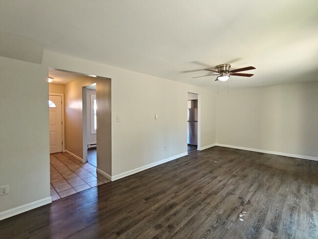 Building Photo - 88 Berkshire Rd