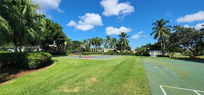 Building Photo - 833 Vista Meadows Dr