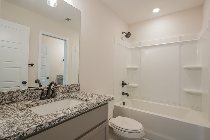 Building Photo - 1208 Cottonwood Dr