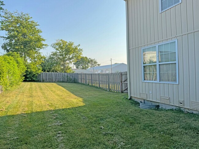 Building Photo - Watermill Cir Duplex
