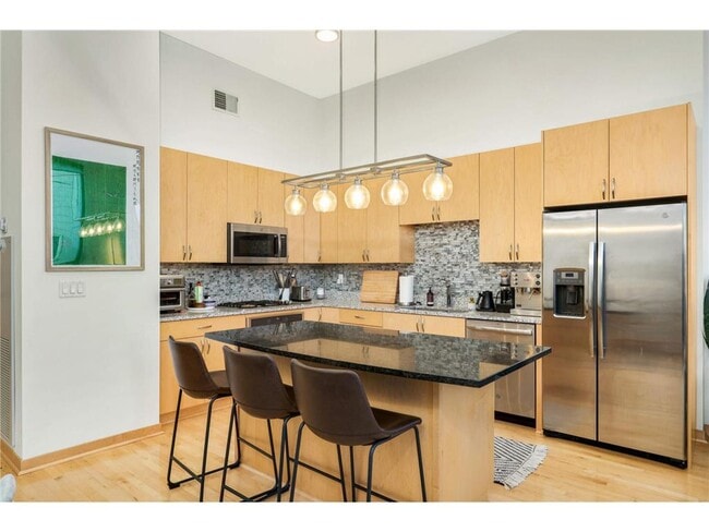 Building Photo - 1240 S 2nd St