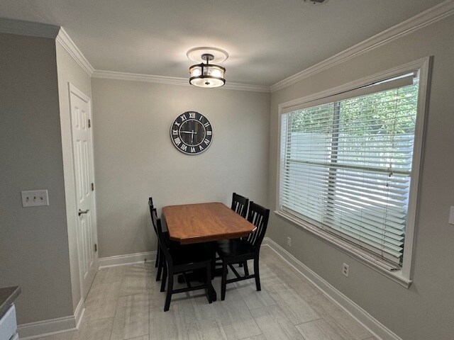 Building Photo - 252 Howle Ave