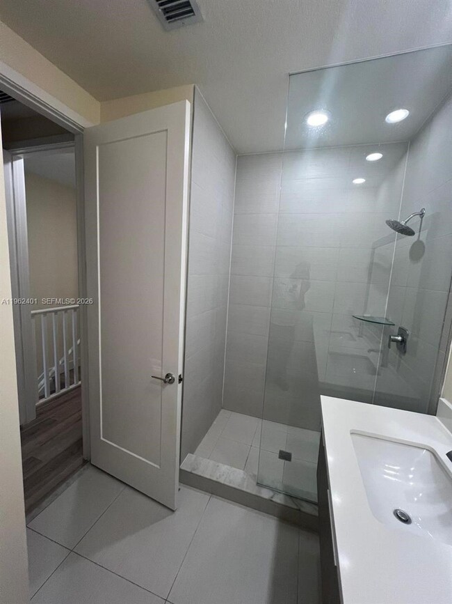 Building Photo - 6416 NW 102nd Ct