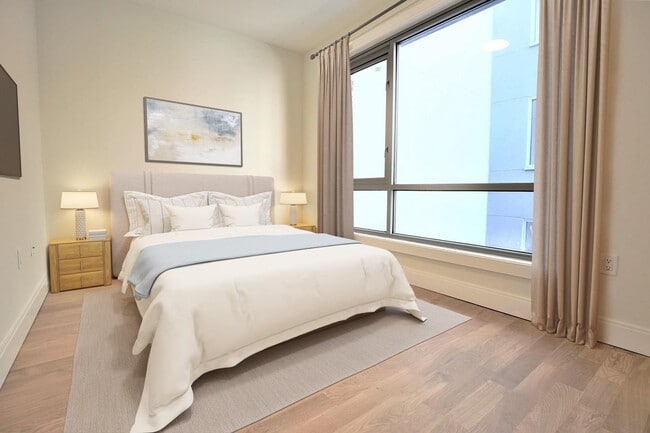 Building Photo - 110 Court St