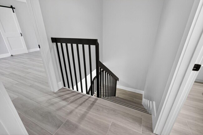 Building Photo - 183 Charter Way