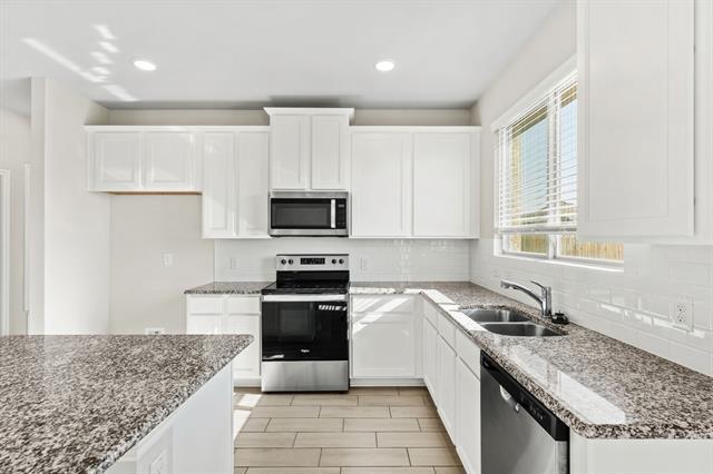 Building Photo - 971 Hurstwood Dr