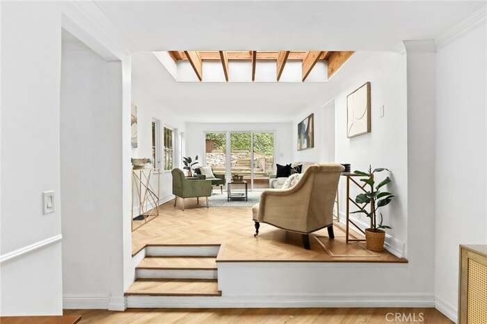 Building Photo - 2118 Glen Ivy Dr