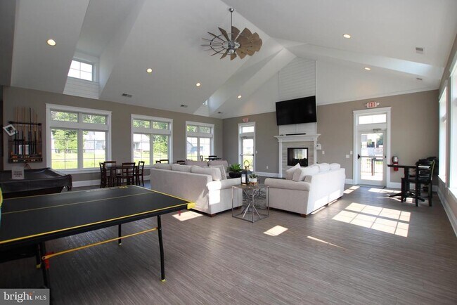 Building Photo - 29910 Timber Ridge Ct
