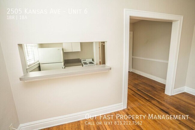 Building Photo - 2505 W Kansas Ave