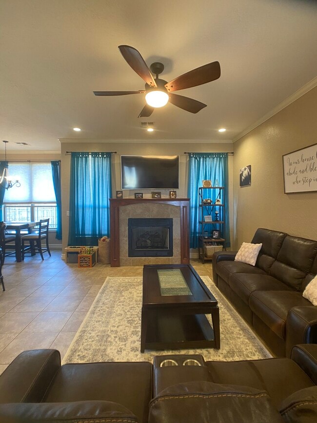 Building Photo - 1401 Limestone Way