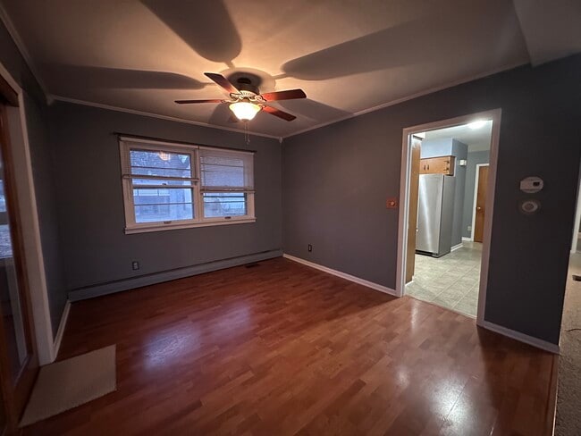 Building Photo - 206 Oak Hill Dr