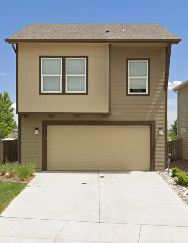 Building Photo - 713 Grissom Dr