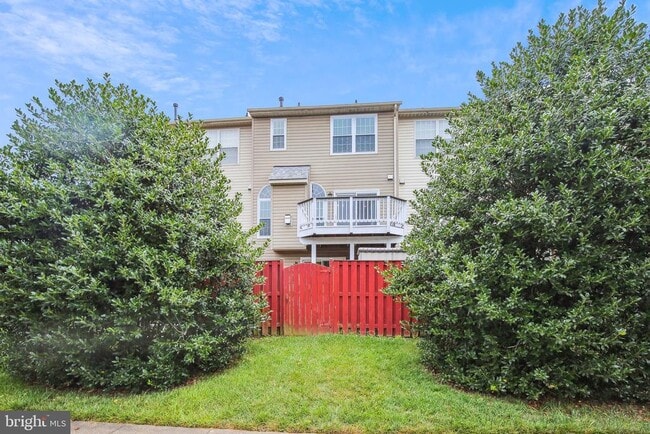 Building Photo - 5502 Sacramento Mews Pl