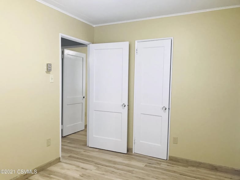 Building Photo - 44 N Ardmoor Ave