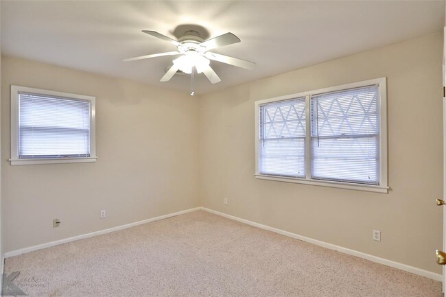 Building Photo - 3101 Sayles Blvd