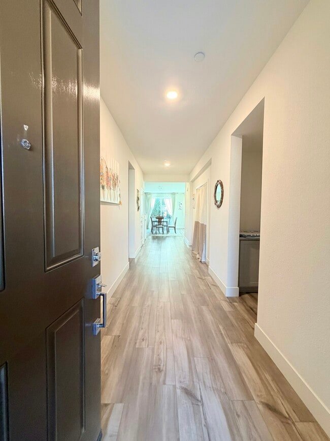 Building Photo - 5332 Trimonti Cir