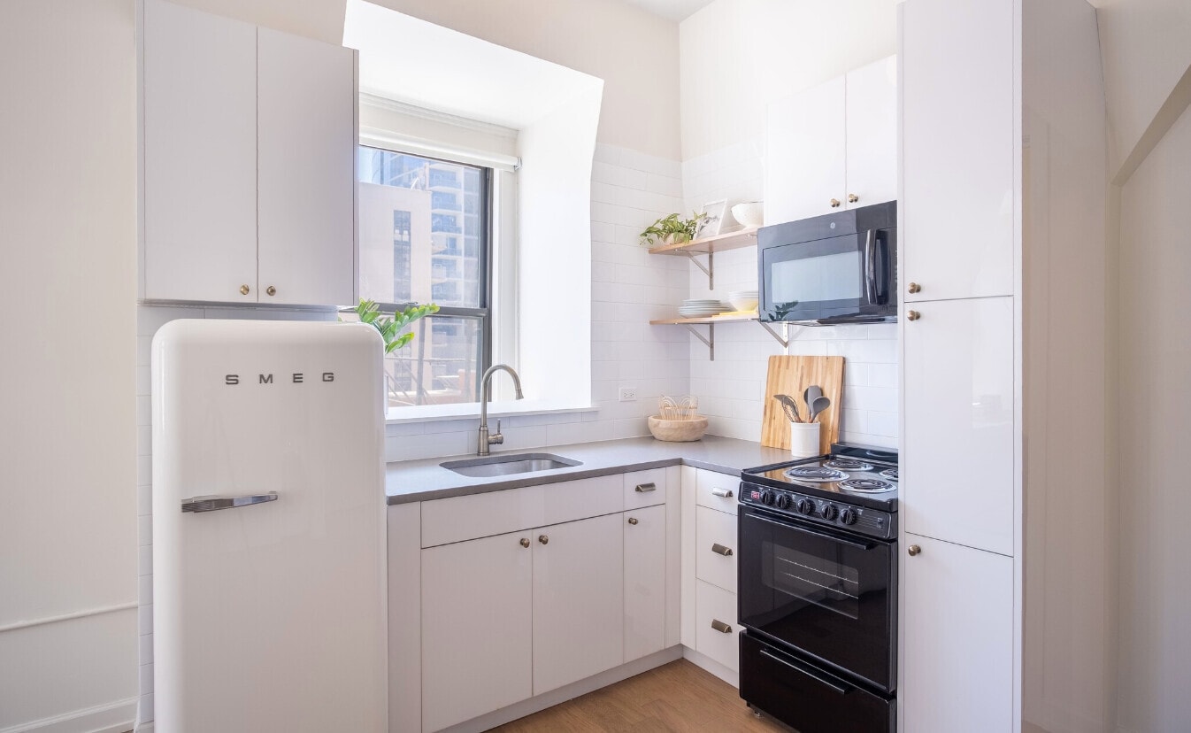 Building Photo - 311 W Erie St