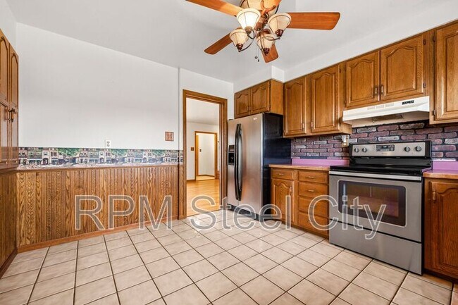 Building Photo - 1529 Alexander Cir