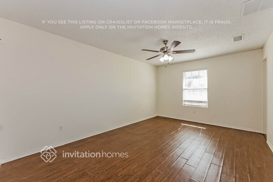 Building Photo - 654 Clover Ln