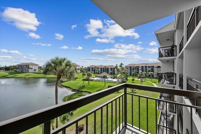 Building Photo - 201 S Seas Dr