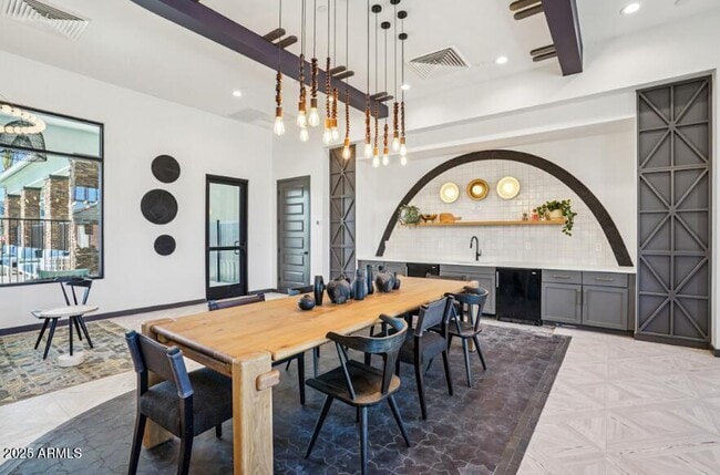 Building Photo - 19550 N Gunsmoke Rd