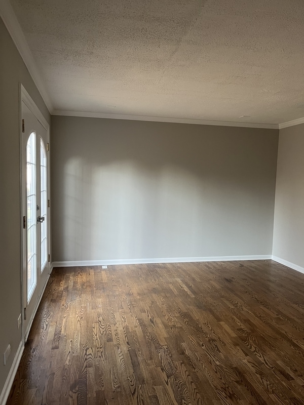 Building Photo - 324 N Schubert St