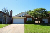 Building Photo - 135 Cotton Dr
