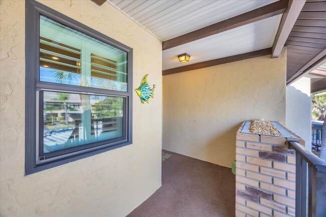 Building Photo - 370 3 Lakes Ln