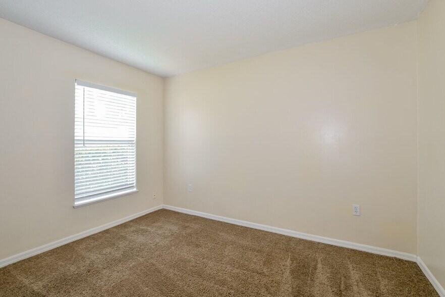 Building Photo - 12641 Parkbury Dr