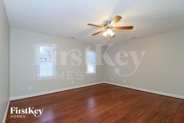 Building Photo - 2328 Pebble Creek Rd