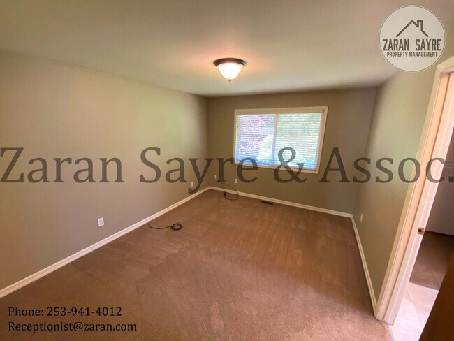 Building Photo - 197- Beautiful air conditioned home on Eas...