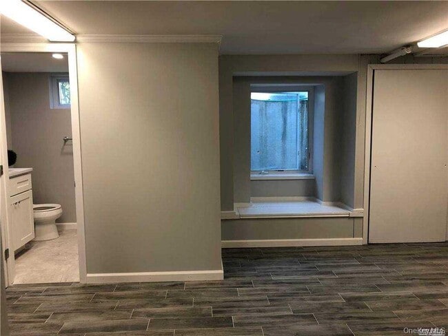 Building Photo - 53 Haven Ave