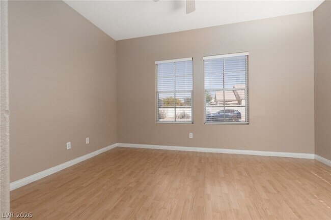 Building Photo - 5432 N Roaring Surf Dr