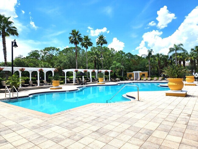 Building Photo - 3rd Floor Condo; Gated Community; Resort S...