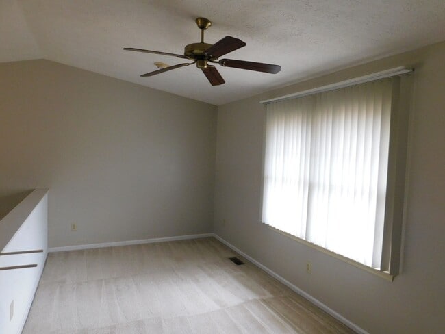 Building Photo - Located in the Heart of Havelock!