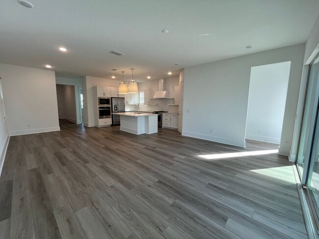 Building Photo - Gorgeous 4 bedroom, 3 bath, BRAND NEW home...