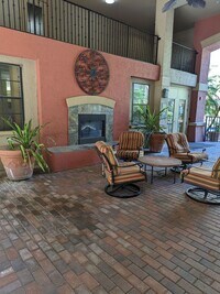 Building Photo - New listing 1 BDRM/ 1 BTH