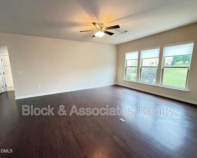 Building Photo - 1017 Magnolia Blossom Ln