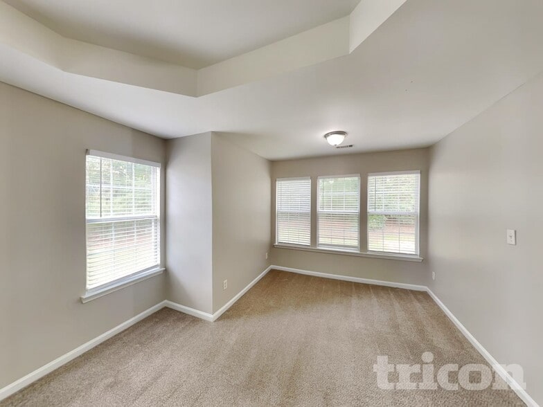 Building Photo - 708 Percevil Point