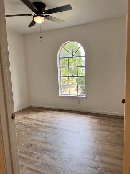 Building Photo - 4710 Pita Dr